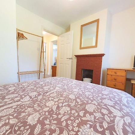 Bassett Flat With 2 Bedrooms And Superfast Wi-Fi Sittingbourne Exteriér fotografie