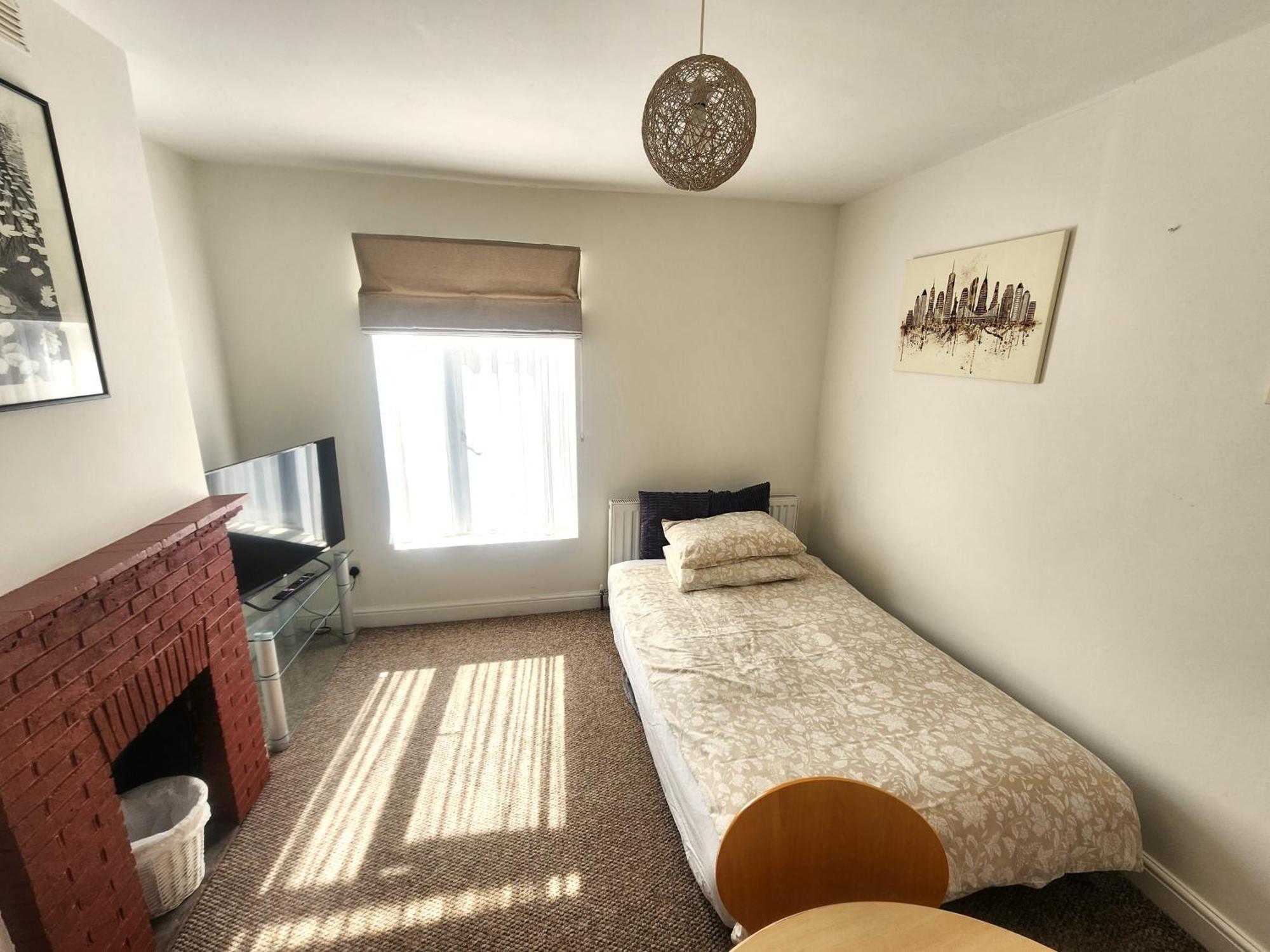 Bassett Flat With 2 Bedrooms And Superfast Wi-Fi Sittingbourne Exteriér fotografie